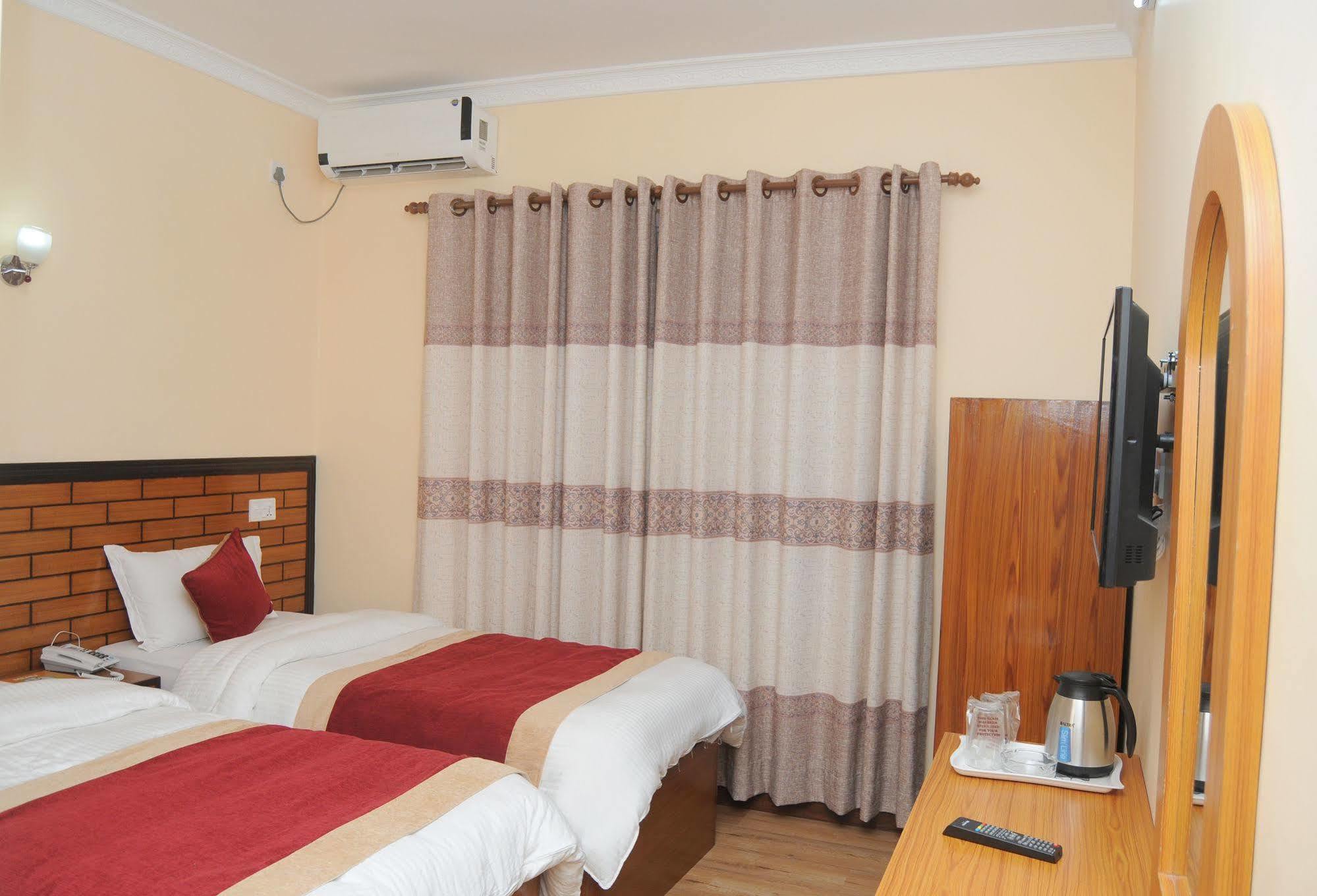 Hotel Bagmati Kathmandu Esterno foto