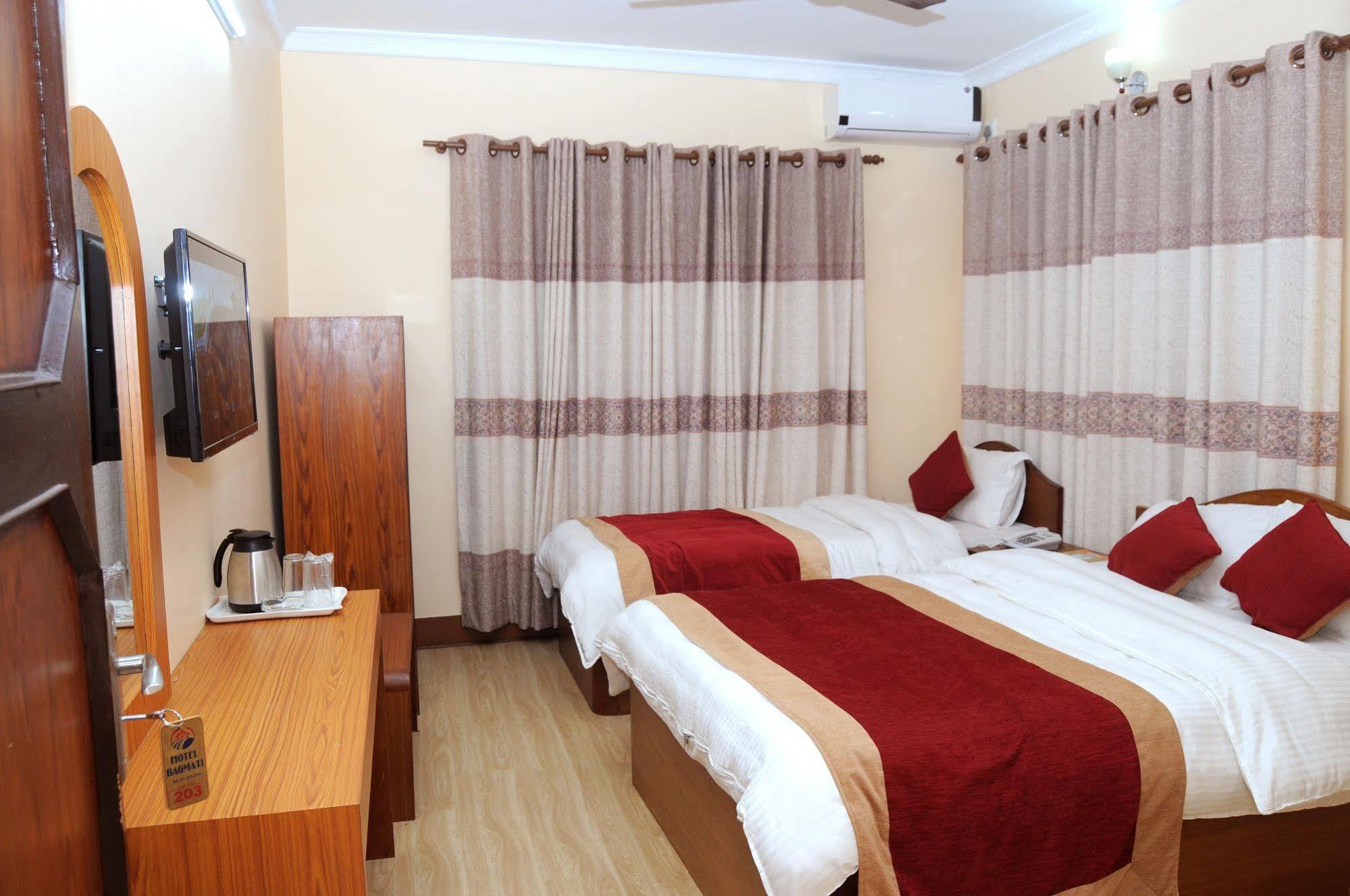 Hotel Bagmati Kathmandu Esterno foto